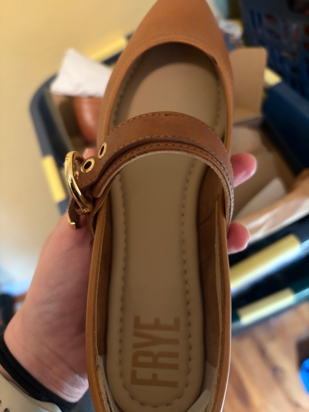 Frye Tan Leather Flats with Buckle 🌟🌟Brand New. With Box🌟 - Picture 13 of 15